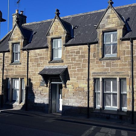 No. Ten Guesthouse Tain Exterior foto